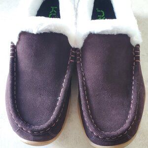 NWOB Kuru Loft Women's Slippers Size 9 Medium